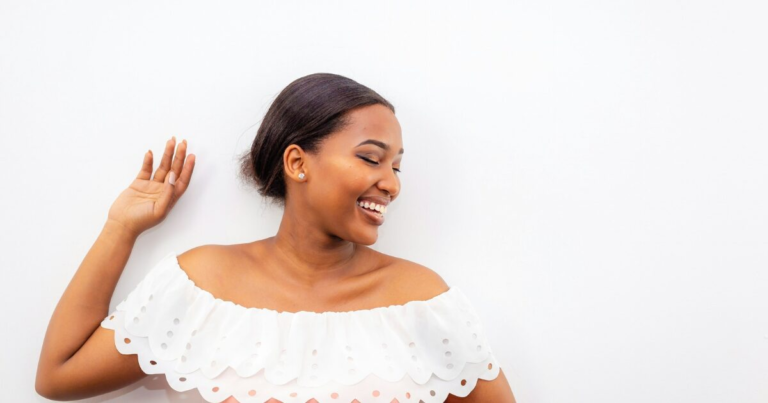 How to embrace being single as a woman (without being lonely)